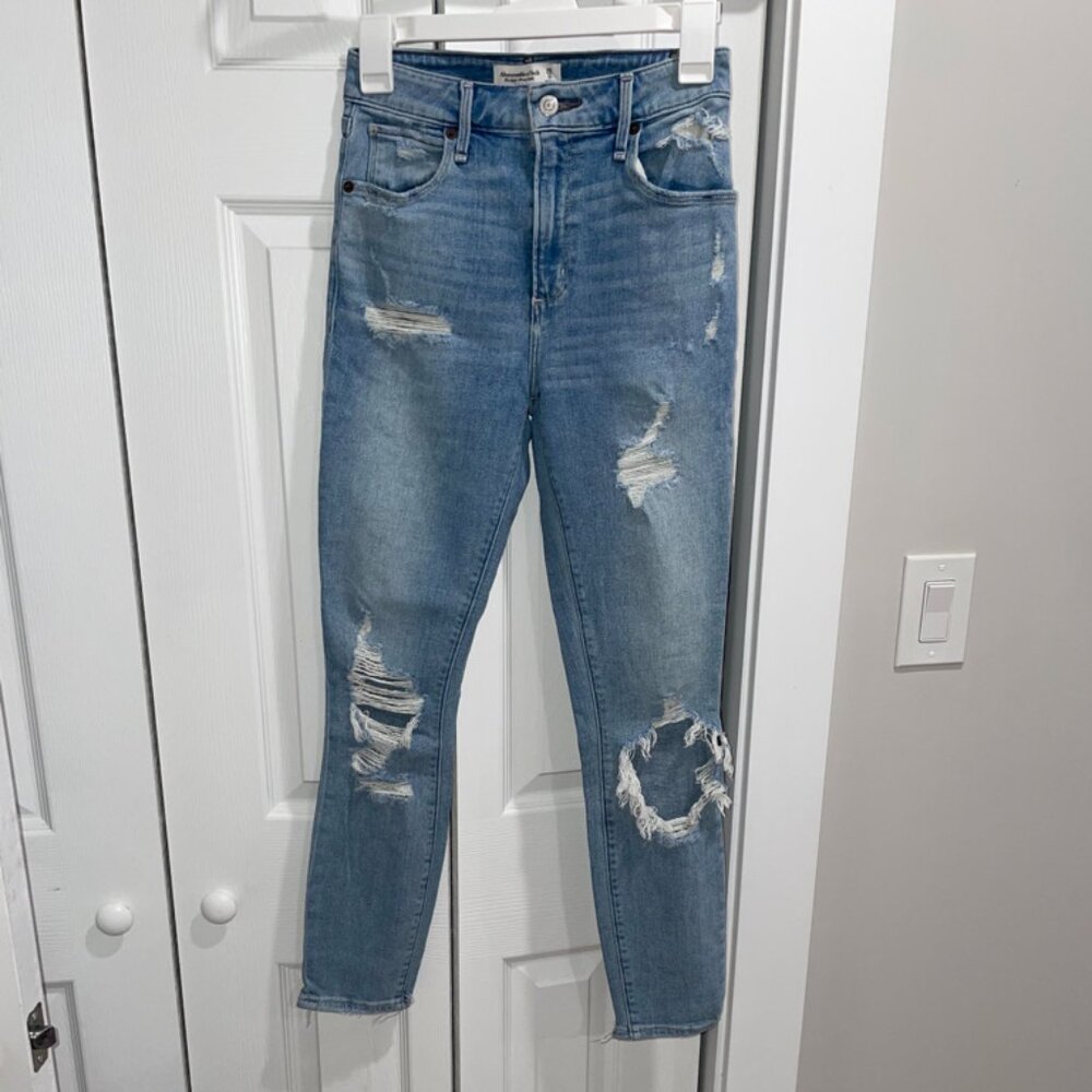 Abercrombie & Fitch Super Skinny Ankle High Rise Jeans